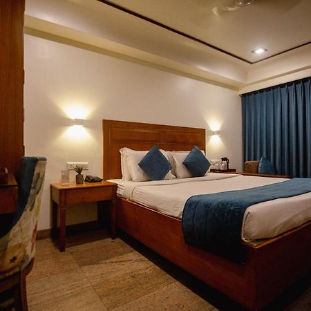 Hotel Punjab Palace Raipur  Bagian luar foto