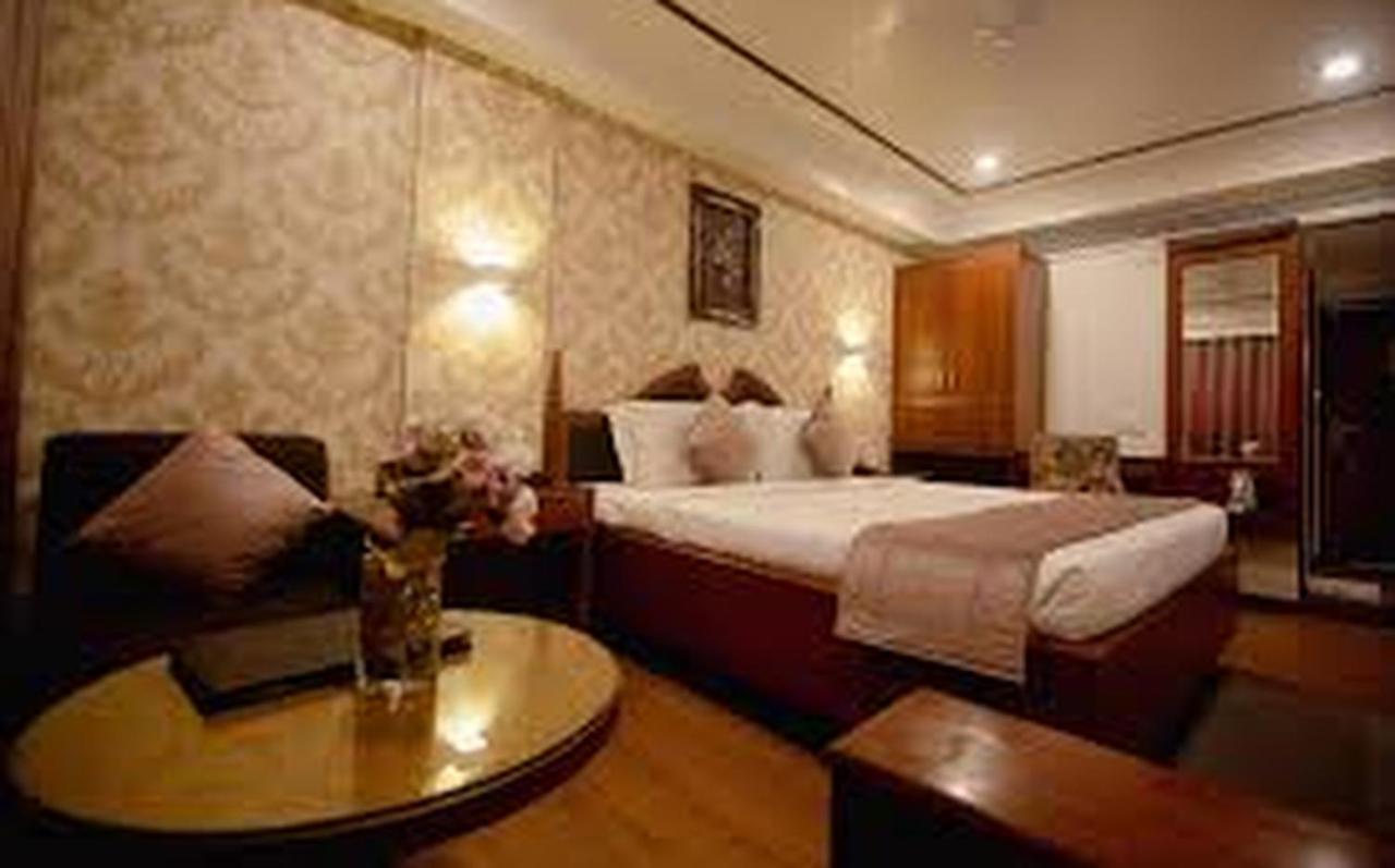 Hotel Punjab Palace Raipur  Bagian luar foto