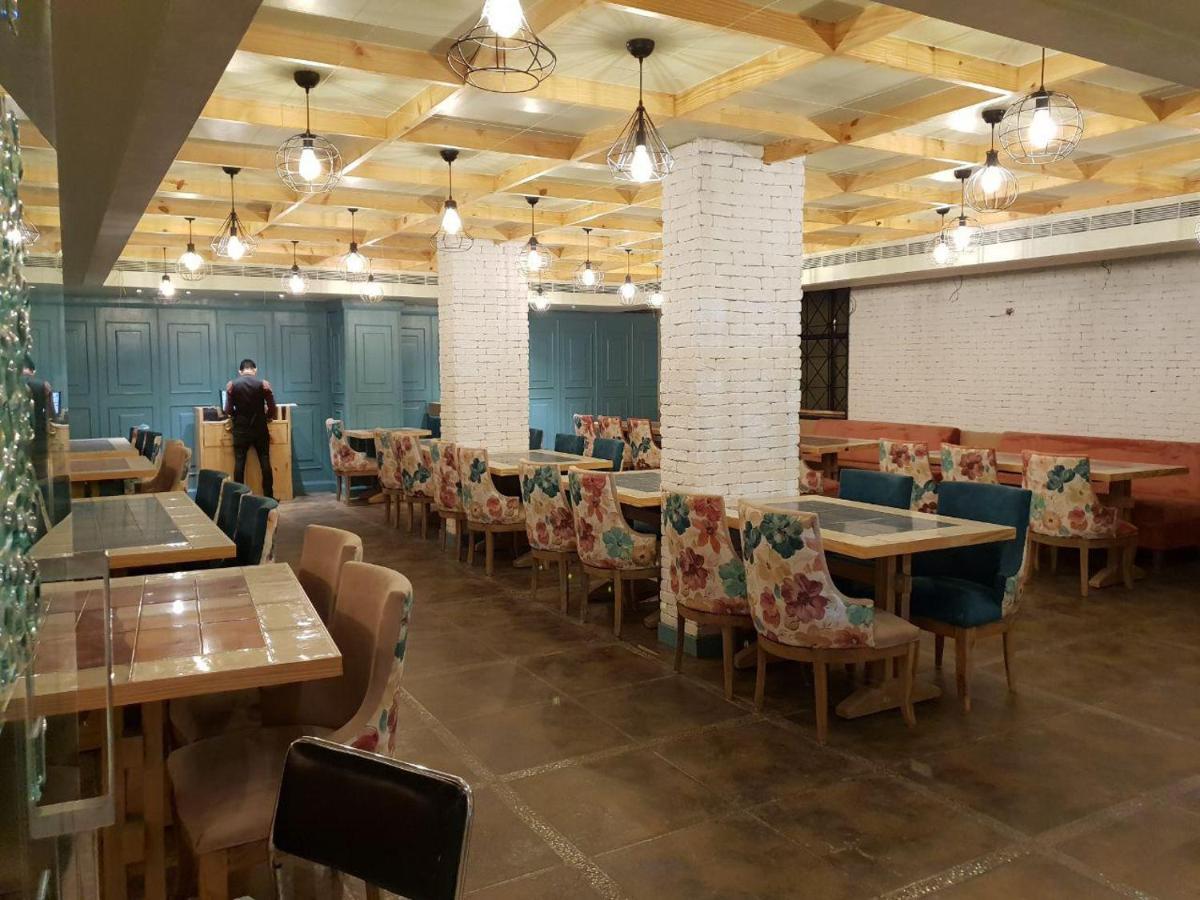 Hotel Punjab Palace Raipur  Bagian luar foto