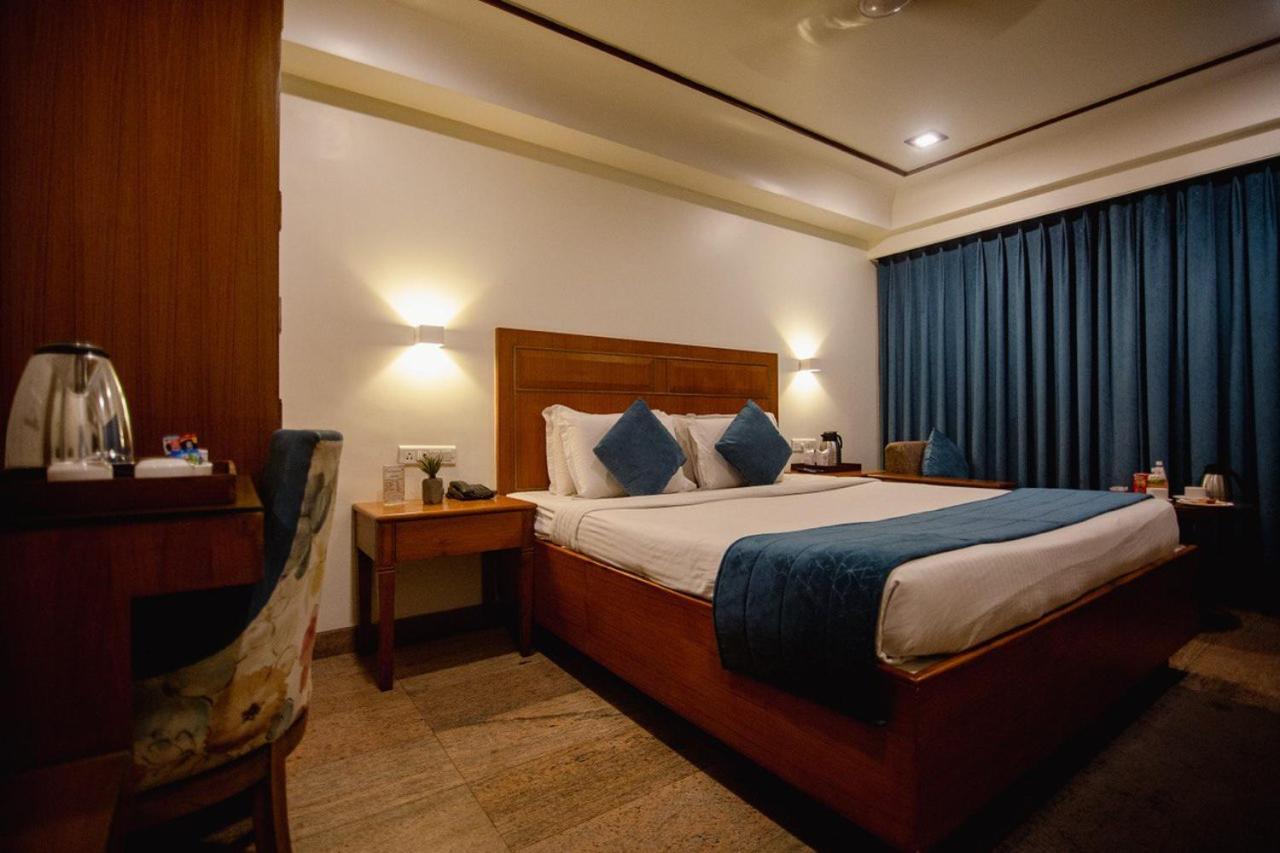Hotel Punjab Palace Raipur  Bagian luar foto